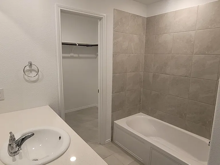 7741 Ruellia Rd — Photo 11