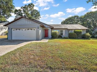 111 Ridgecrest Dr, Eustis, FL 32726