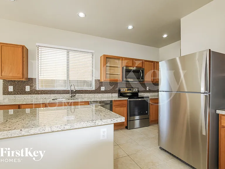 15029 W Larkspur Dr — Photo 5
