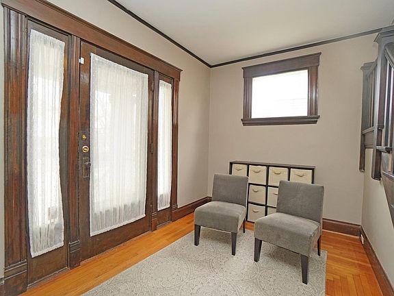 4th image of 5619 Bramble Ave