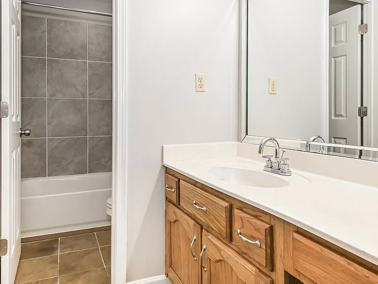 3030 Caitlynn Cir N — Photo 11