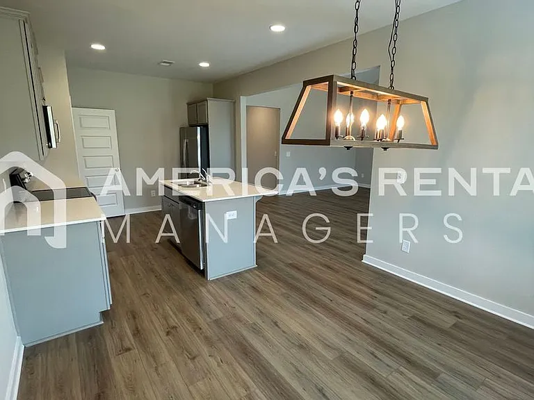 10317 Middleton Rd — Photo 13