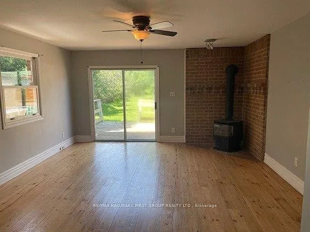 378 King St W — Photo 8