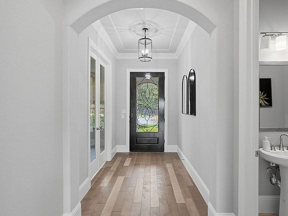 4th image of 27 Gracenote Place The