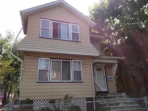 2nd image of 187 Elmwood Ave