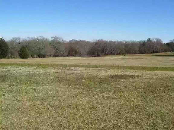 3rd image of 730 Acr 146