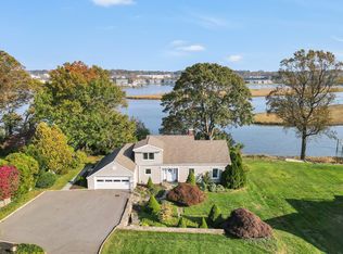 556 Bridgeview Pl, Stratford, CT 06614