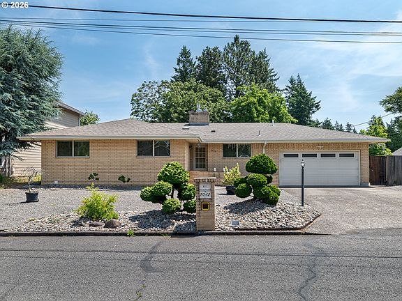 2nd image of 2042 SE 138th Ave