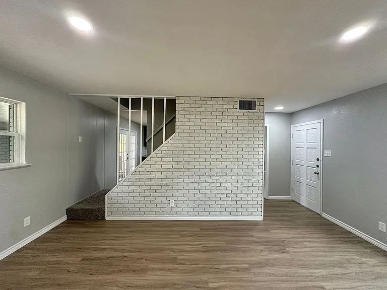 3204 Lake Rd — Photo 5
