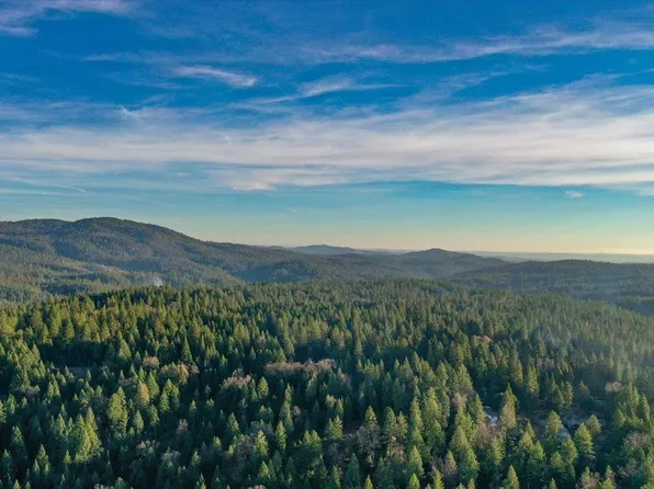 2931 Hobby Horse Ln, Georgetown, CA 95634