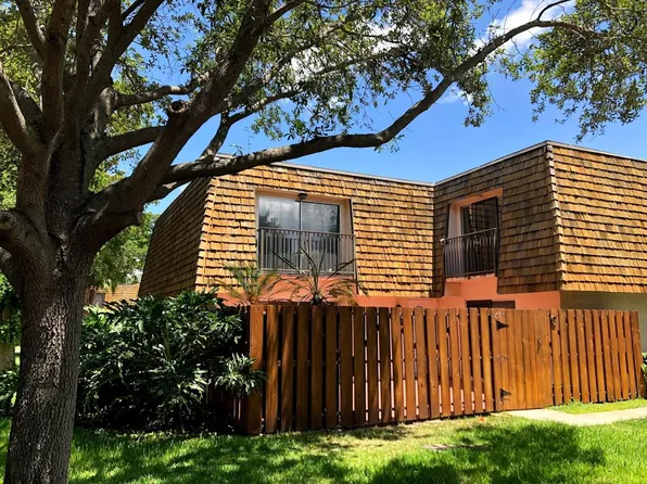 2141 SW 90th Ave #C-11, Davie, FL 33324