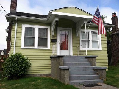 8037 Brooklyn Ave NE, Seattle, WA, 98115