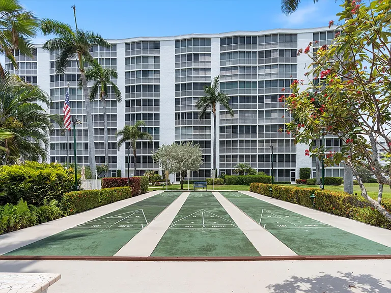 3300 S Ocean Blvd #617C — Photo 29