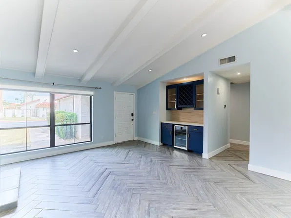 5750 N Scottsdale Rd, Paradise Valley, AZ 85253