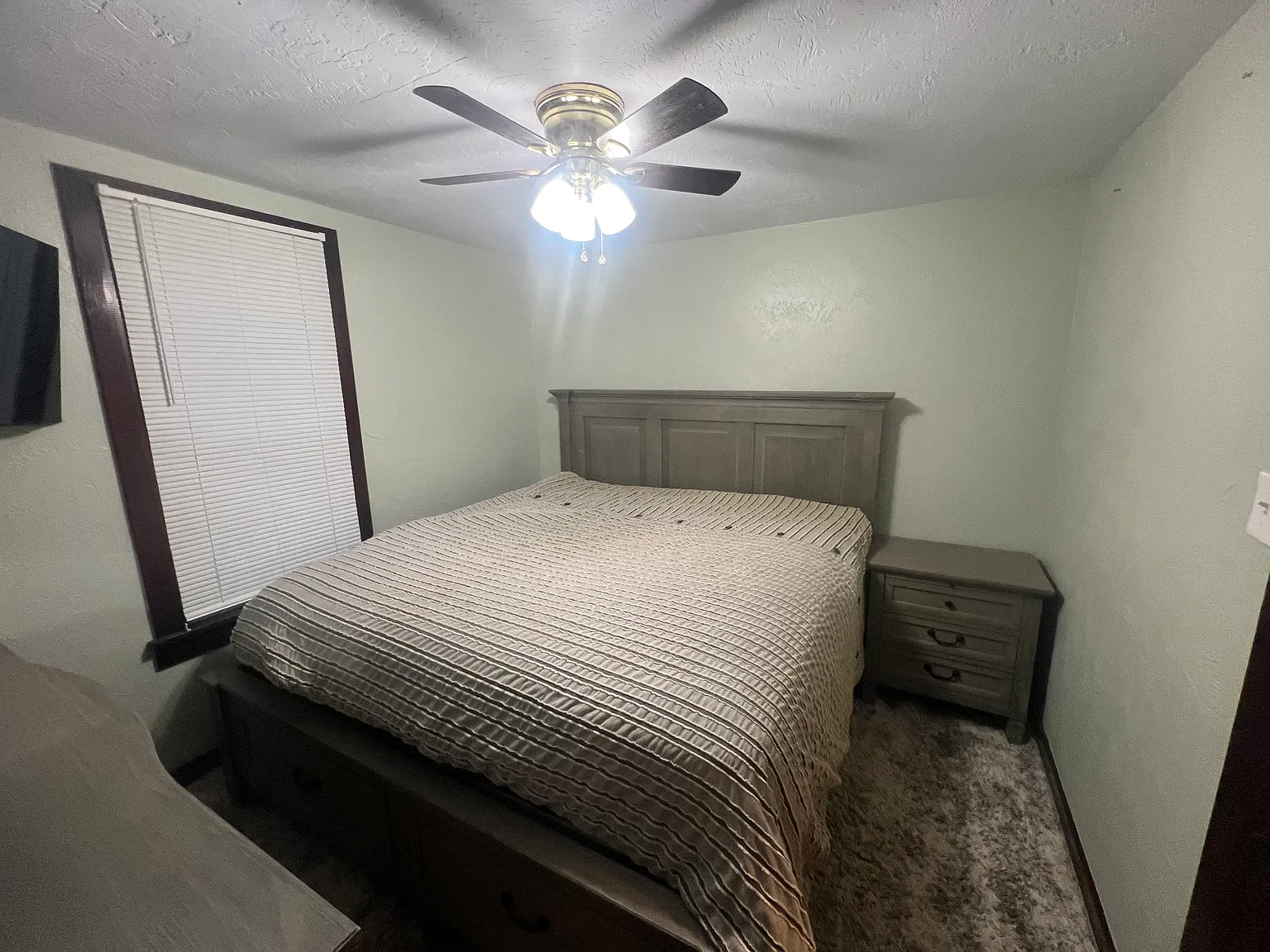 2745 Lincoln Way — Photo 4