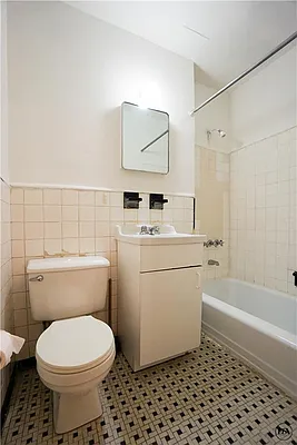 Rented by DSA Realty | media 21