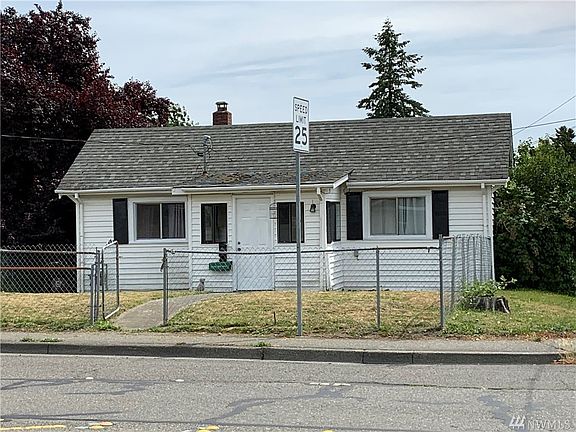 3rd image of 1002 & 1006 Naval Ave