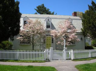 126 Coolidge Hl, Cambridge, MA 02138