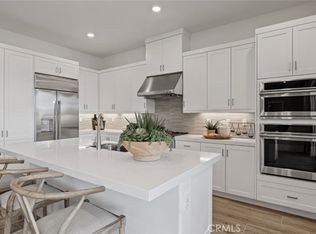 422 Sunrise Rd, Ladera Ranch, CA 92694