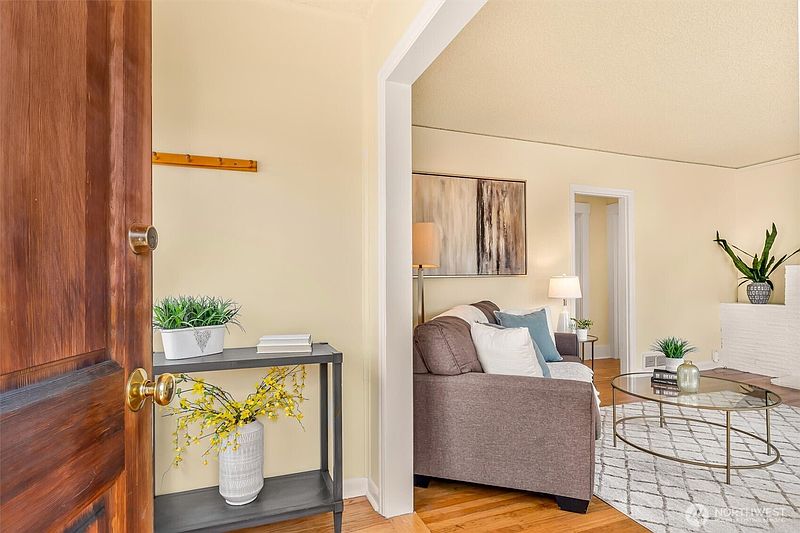 5th image of 8818 8th Avenue NW