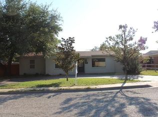 1105 NW 12th Pl, Andrews, TX 79714