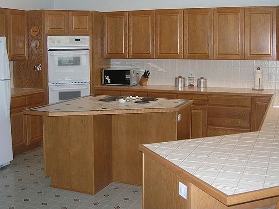 Roomy Kitchen with Large Pantry.