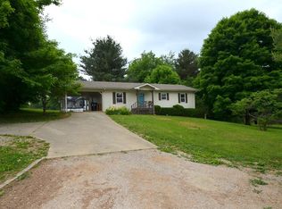 2897 Edmonton Rd, Glasgow, KY 42141