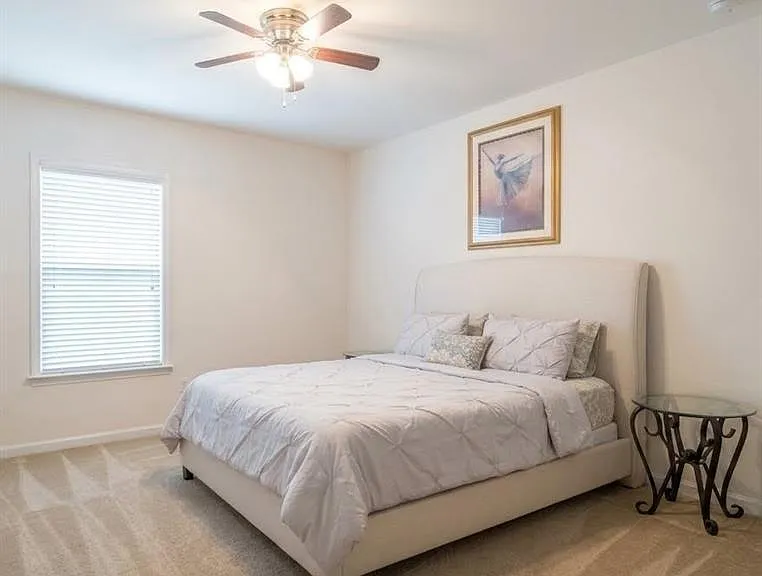 6272 Century Park Pl SE — Photo 18
