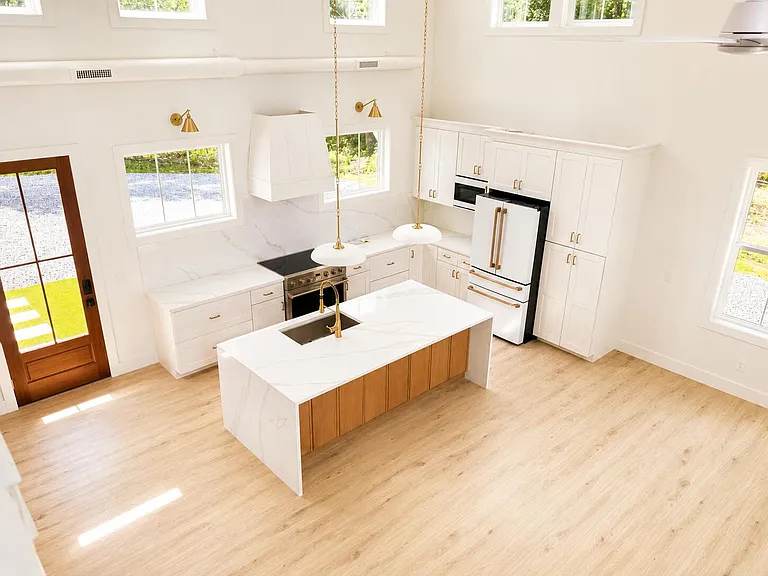 2323 Old Georgetown Rd — Photo 24