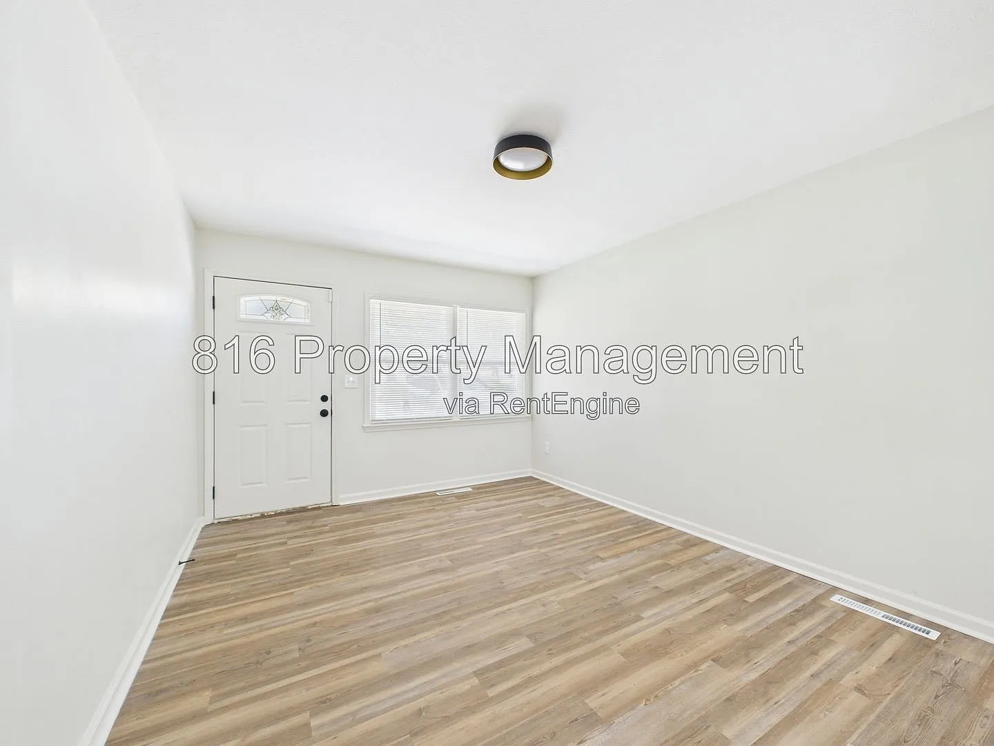 3 bed, 1.0 bath, 792 sqft, $1,595 — Photo 4