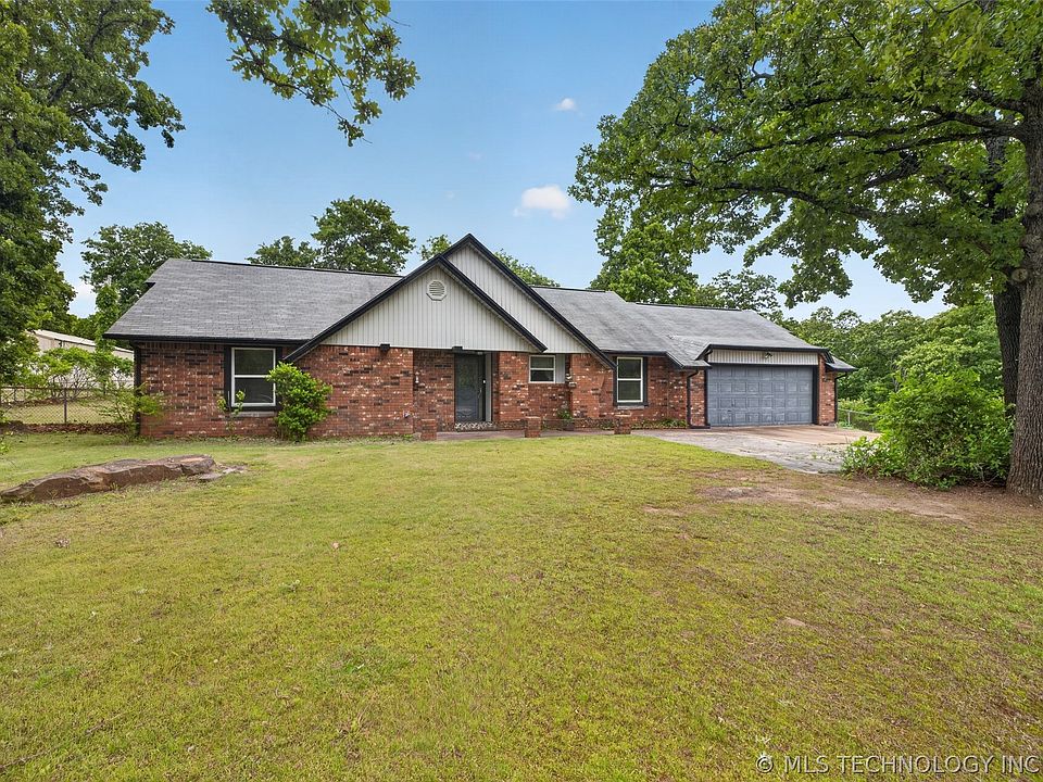 1st image of 10476 Goldenrod Ln