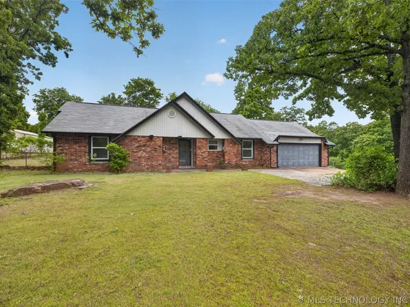 10476 Goldenrod Ln, Sand Springs, OK 74063