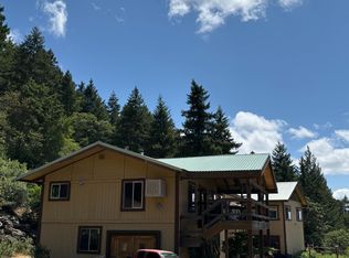 6031 Yellow Star Rd, Laytonville, CA 95454