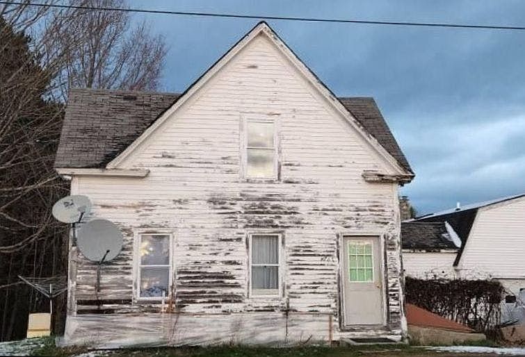 1st image of 4767 Bennoch Rd