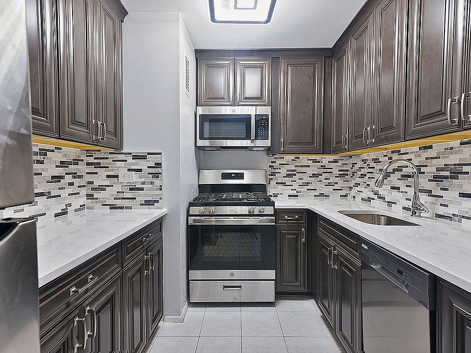 1st image of 100 Beekman St APT 6B