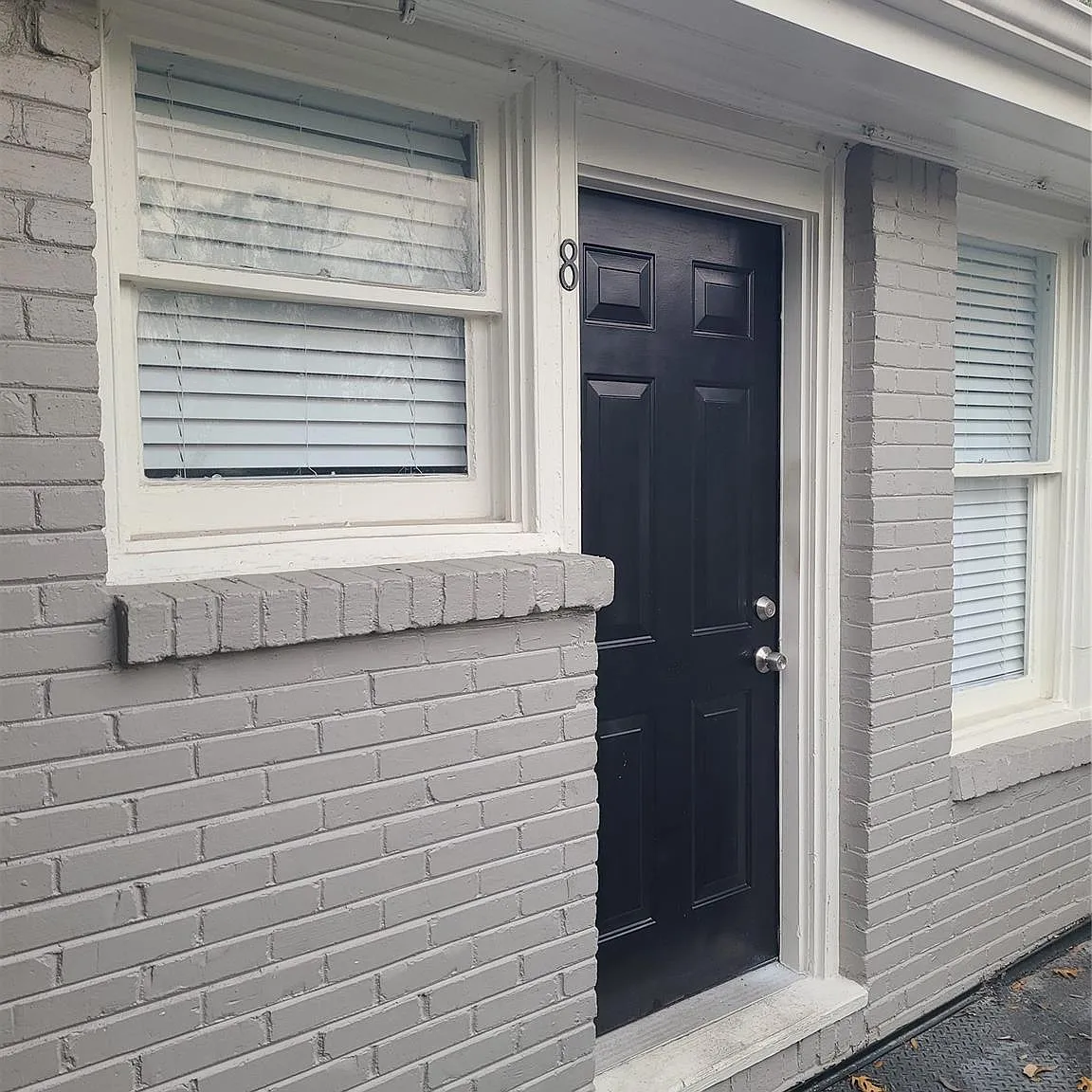 1 bed, 1.0 bath, 800 sqft, $815 — Photo 1