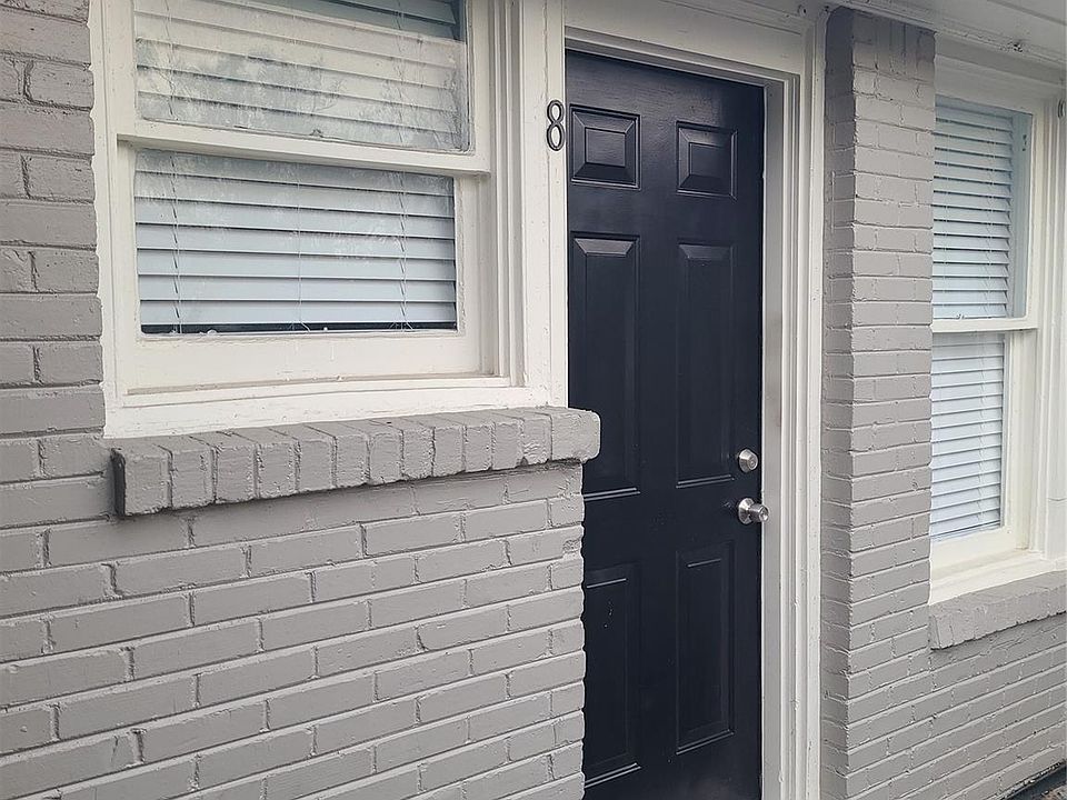 1st image of 4414 Woodside St #8