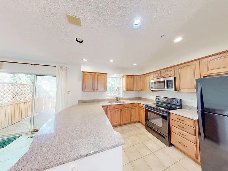 3038 Finsel Ct — Photo 2