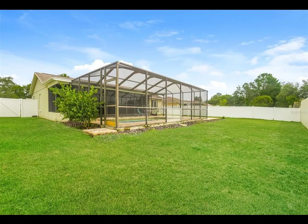 2 bed, 1225 sqft, $2,600 — Photo 4