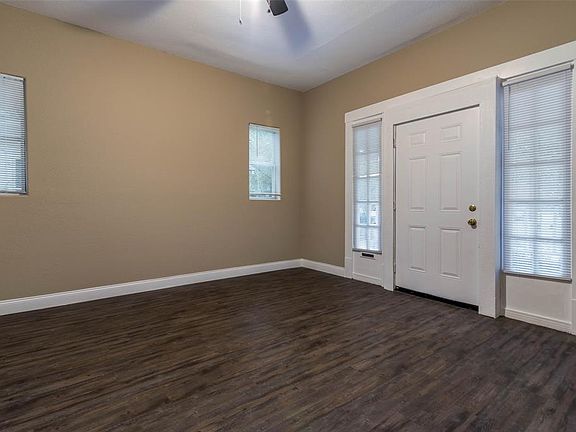 5th image of 1416 S Travis St