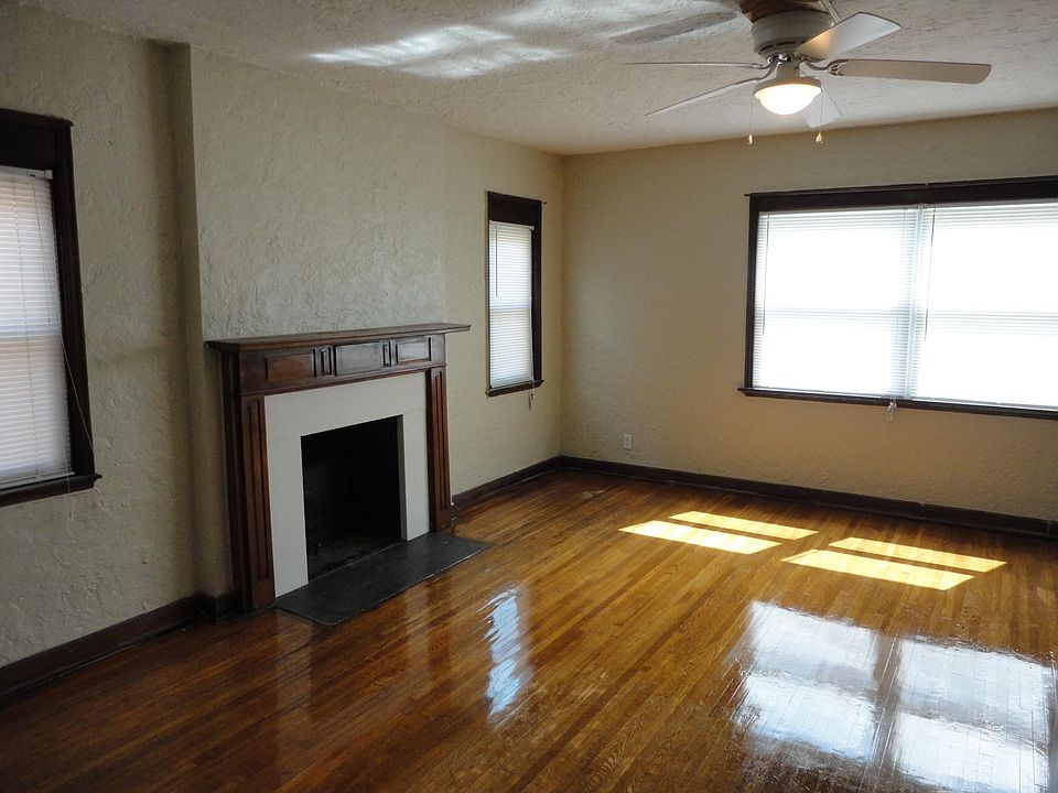 1st image of 1340 W 3rd Ave #C