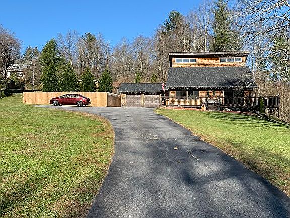 Lovely 2 acres lot!