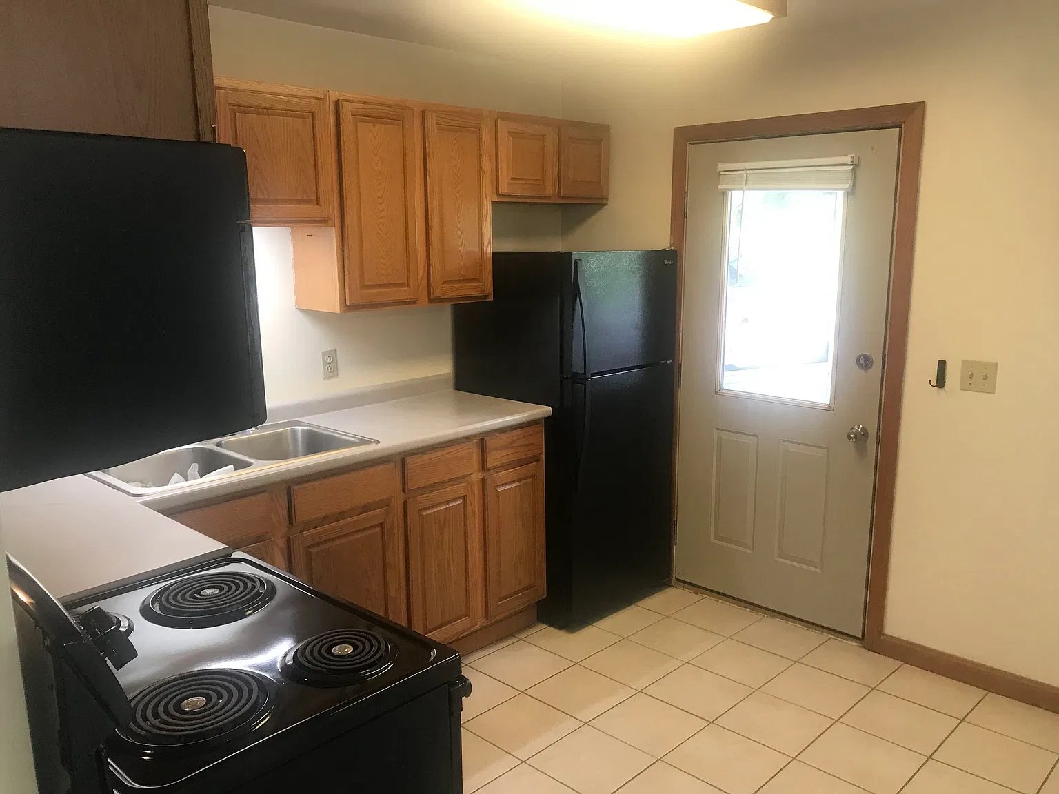 1 bed, 600 sqft, $1,050 — Photo 1