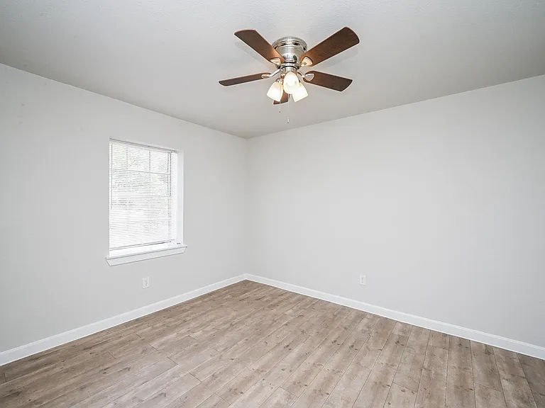 1518 East Ave #104 — Photo 9