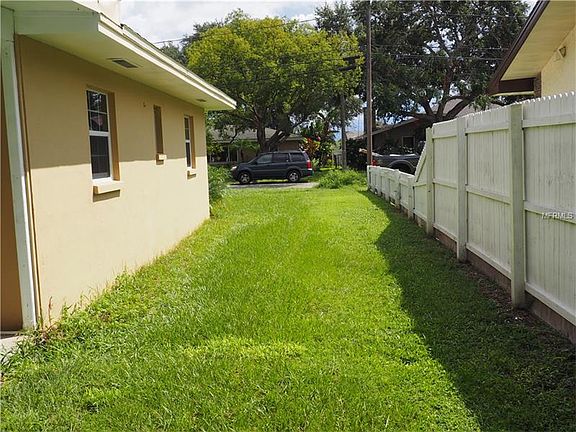 3rd image of 1642 Summerdale Dr S