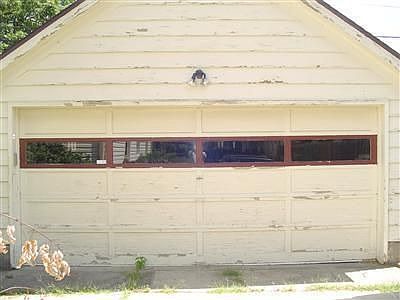 3rd image of 2438 Catalpa Dr