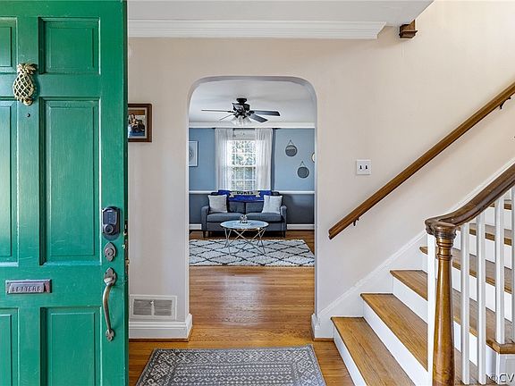 4th image of 2429 Buckingham Ave