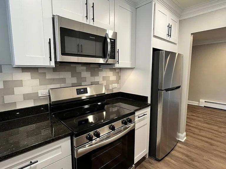 5140 Fairview Ave — Photo 10