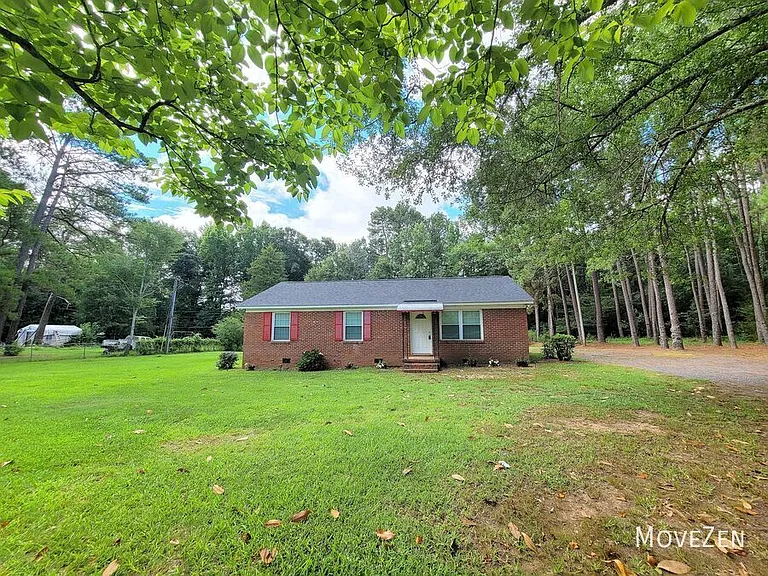 747 Hall Spencer Rd — Photo 17