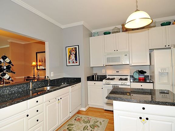 Custom Kitchen with Granite Counters